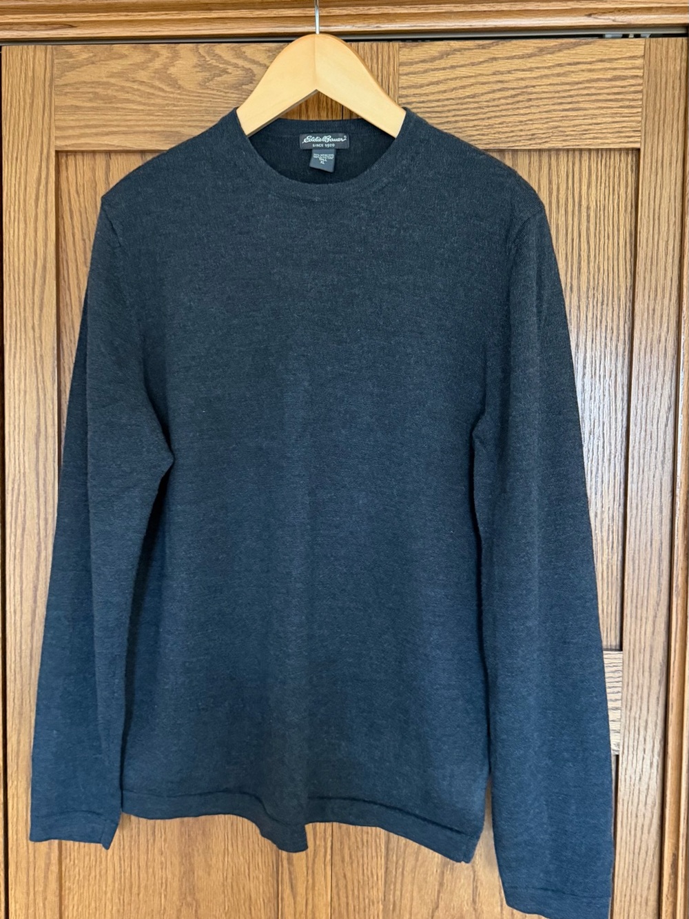 Eddie Bauer Men’s Dark Charcoal Crewneck Sweater
